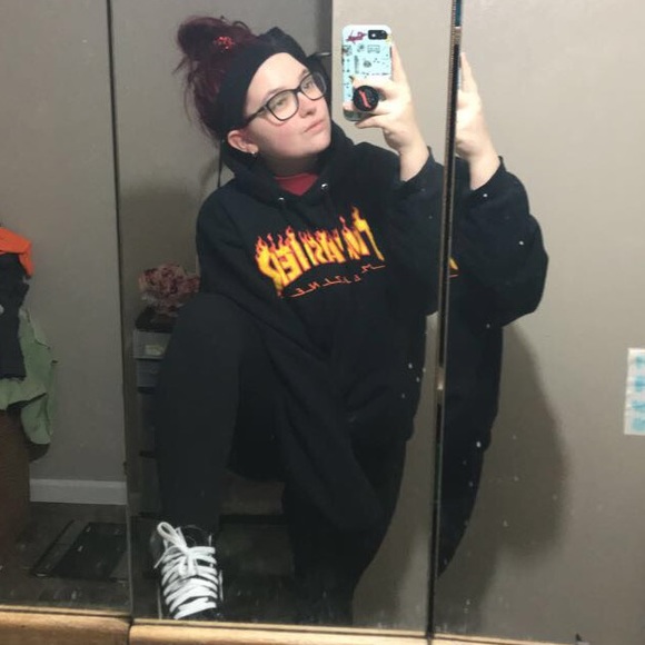 Meet your Posher, Shelby - Picture 8 of 8